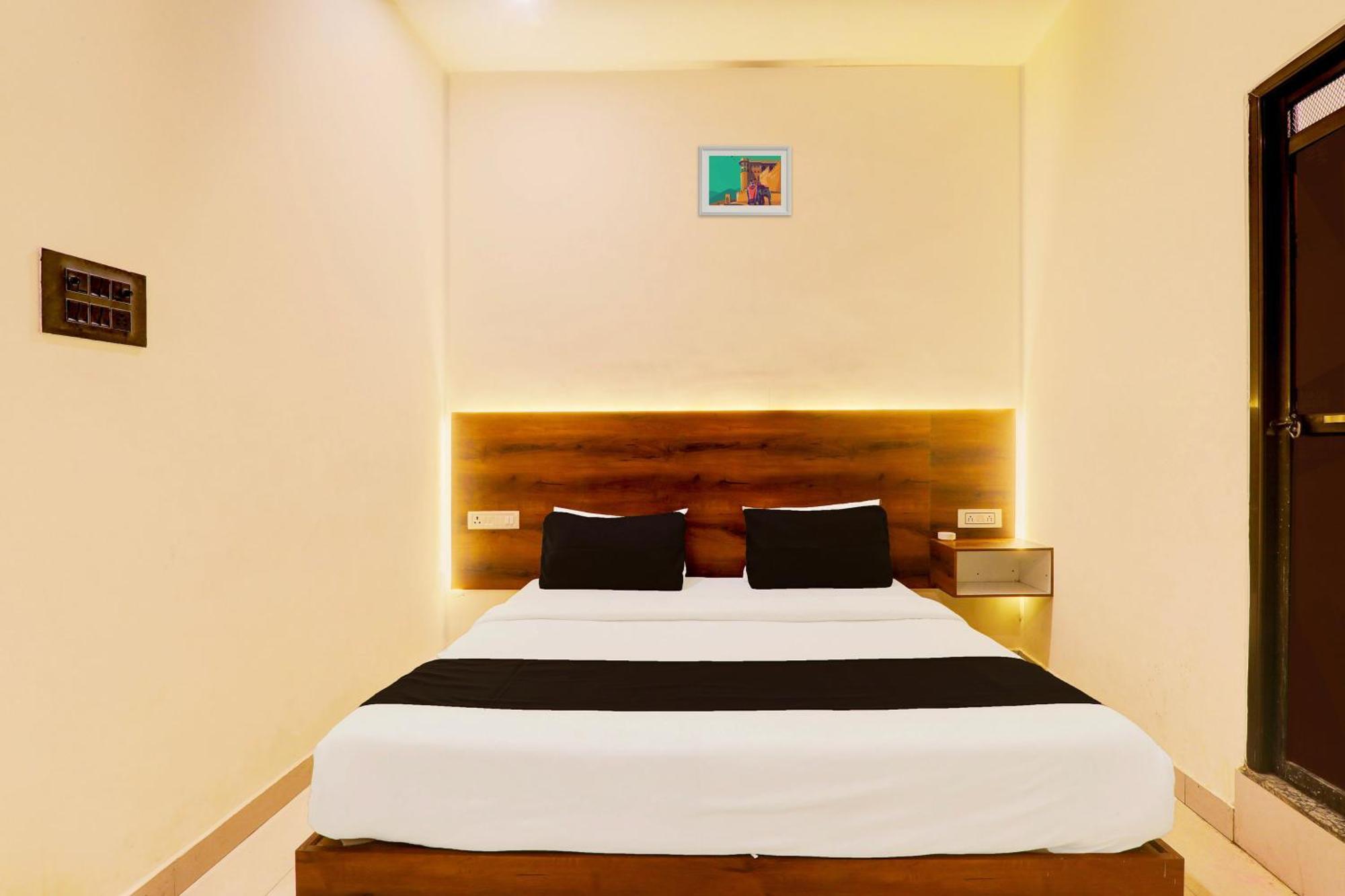 Hotel O Sr Grand Gorakhpur Dış mekan fotoğraf