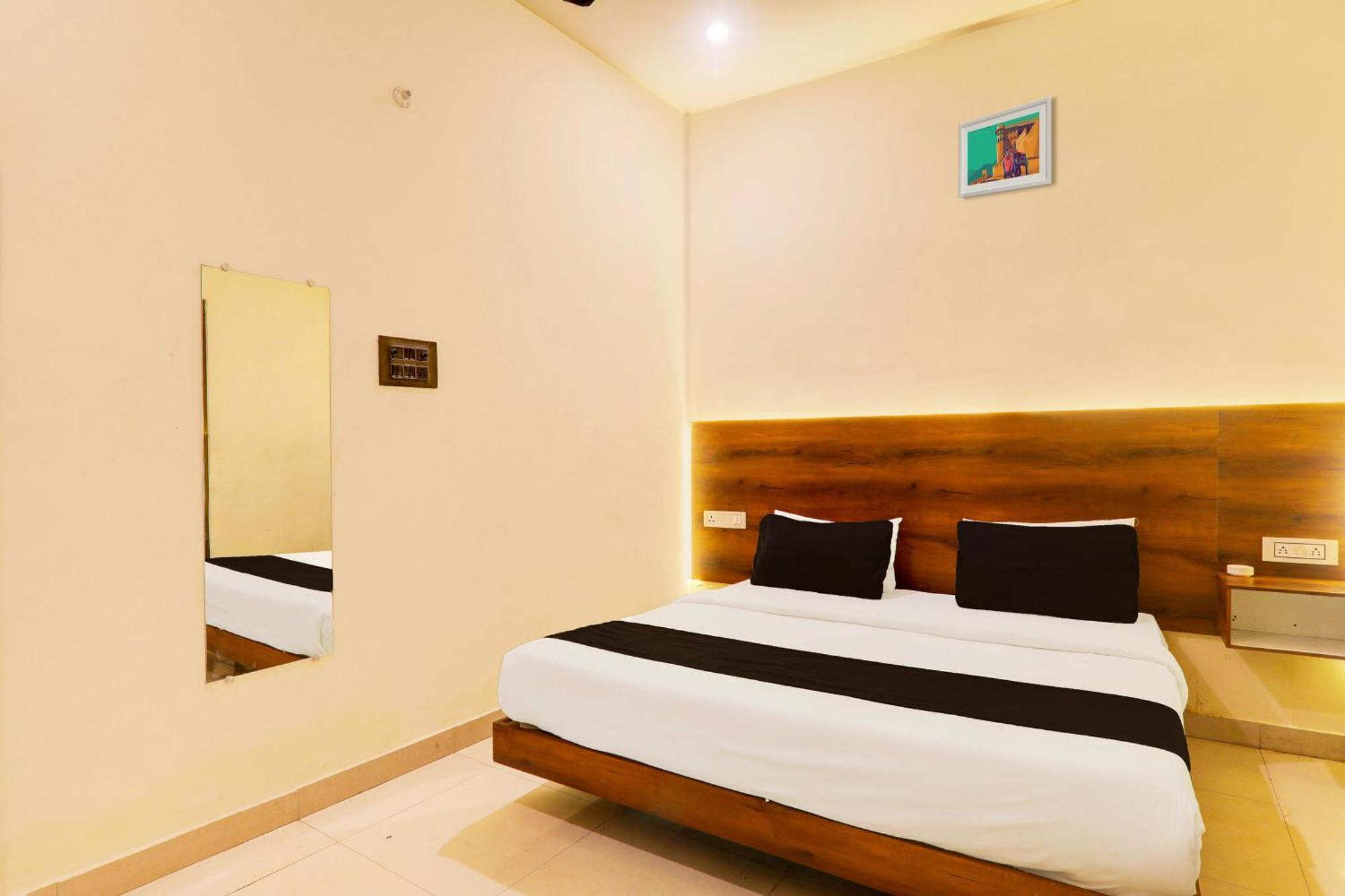 Hotel O Sr Grand Gorakhpur Dış mekan fotoğraf
